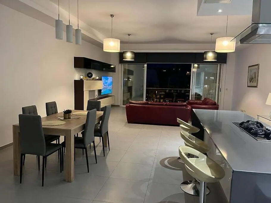 Seafront Two Bedroom Apartment Saint Julian's